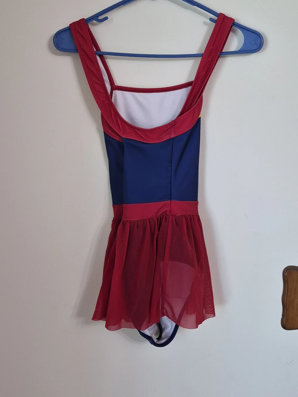 Marvel Captain Marvel Inspired Red, Blue & Yellow Girls' 14/16 Costume - Picture 5 of 7